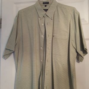 Shirt sleeve dress shirt